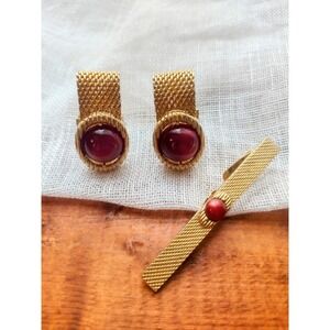 Vintage Gold Tone Mesh Wrap Cufflinks and Tie Bar Set Burgundy Red Cabochon